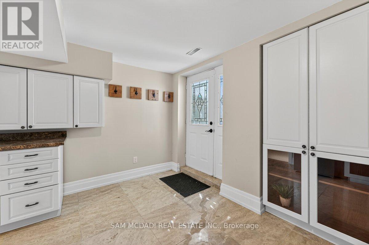 1779 Fifeshire Court, Mississauga, Ontario  L5L 2T3 - Photo 34 - W12459387