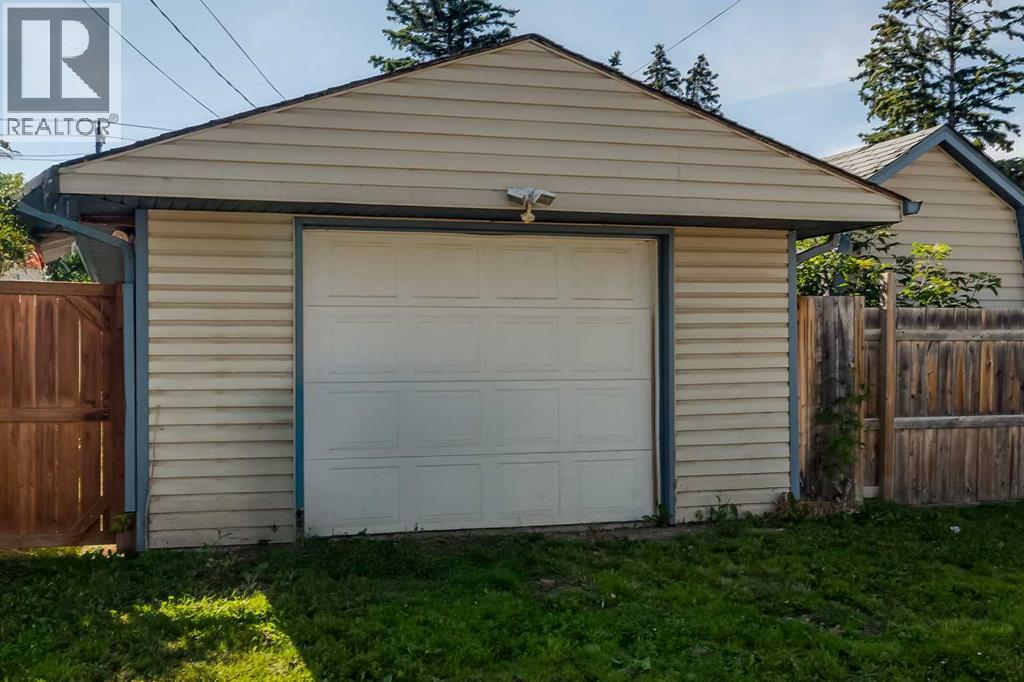 A, 5915 52 Avenue, Red Deer, Alberta  T4N 4K7 - Photo 37 - A2245580