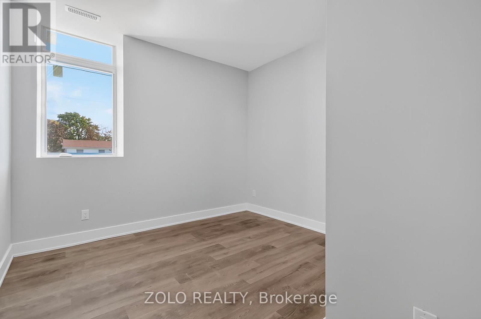 Unit # 1 - 206 Wellington Street, Chatham-Kent, Ontario  N8A 2X9 - Photo 10 - X12459384