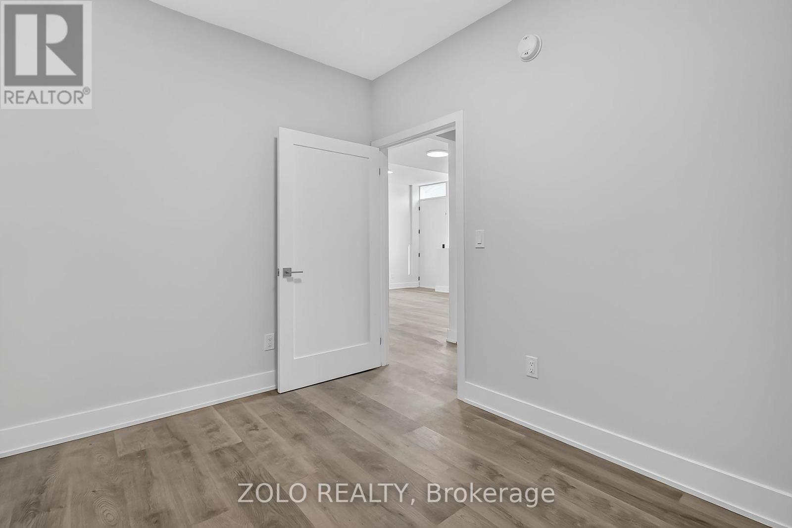 Unit # 1 - 206 Wellington Street, Chatham-Kent, Ontario  N8A 2X9 - Photo 11 - X12459384