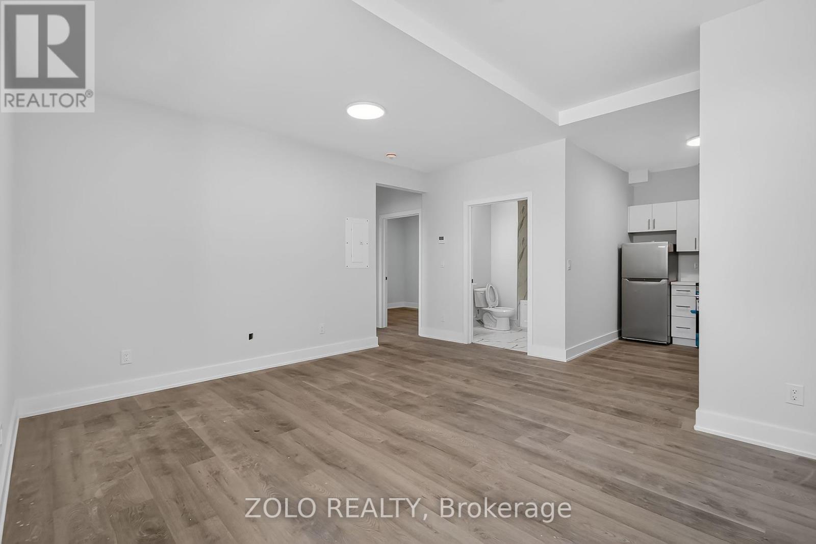 Unit # 1 - 206 Wellington Street, Chatham-Kent, Ontario  N8A 2X9 - Photo 5 - X12459384