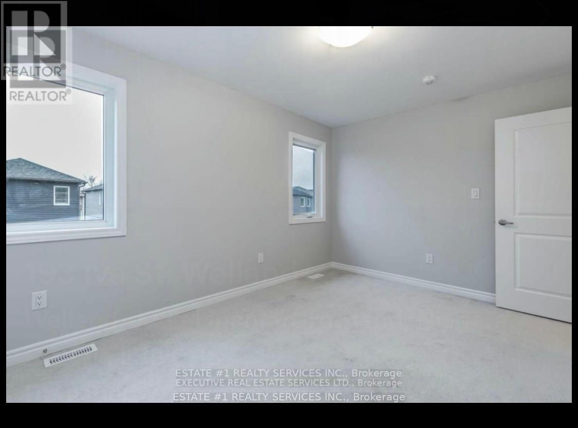 193 Iva Street, Welland, Ontario  L3B 0H8 - Photo 4 - X12459390