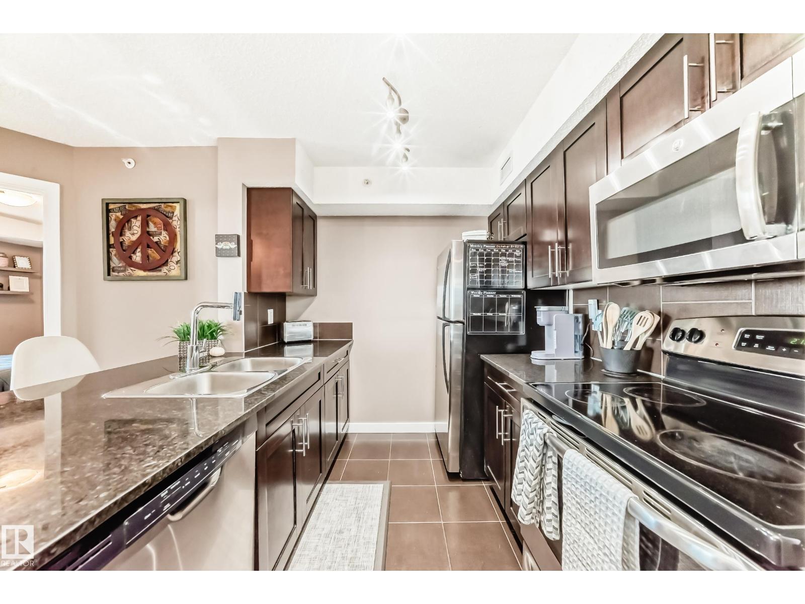 #406 1060 Mcconachie Bv Nw, Edmonton, Alberta  T5Y 0W9 - Photo 7 - E4461940