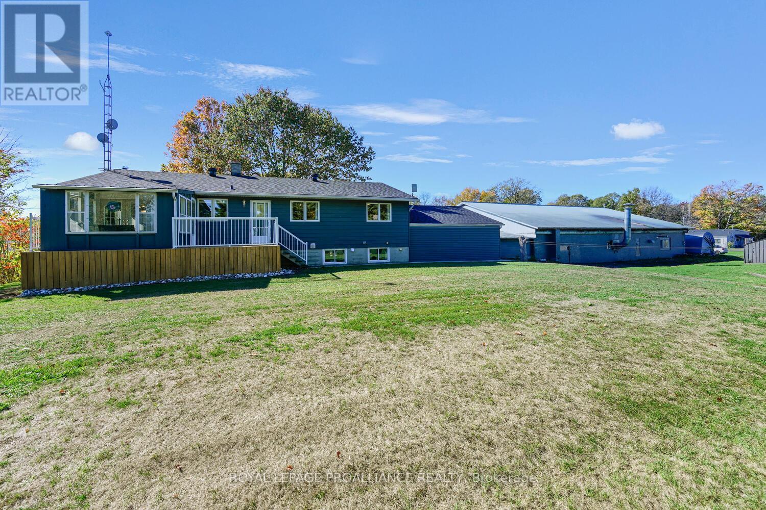 2597 North Campbell Road, Augusta, Ontario  K0E 1T0 - Photo 2 - X12459394