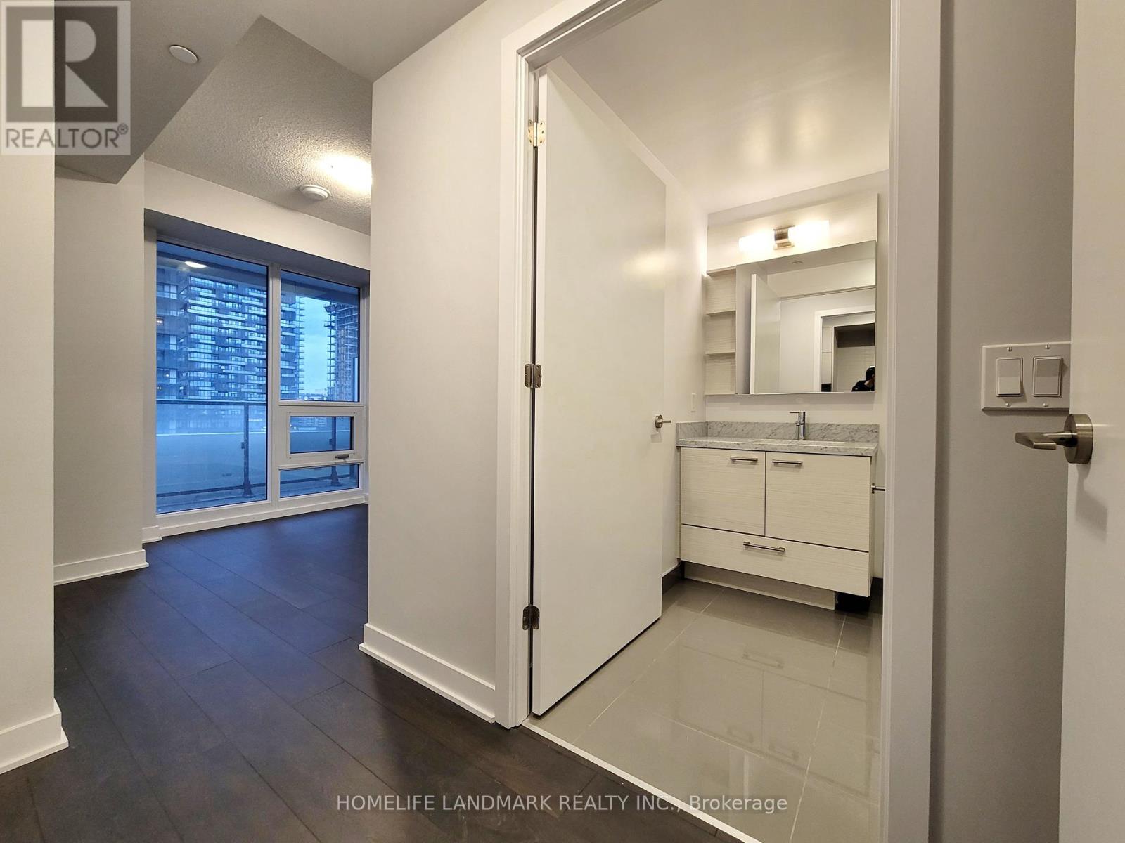 1510 - 2221 Yonge Street, Toronto, Ontario  M4S 0B8 - Photo 10 - C12459391