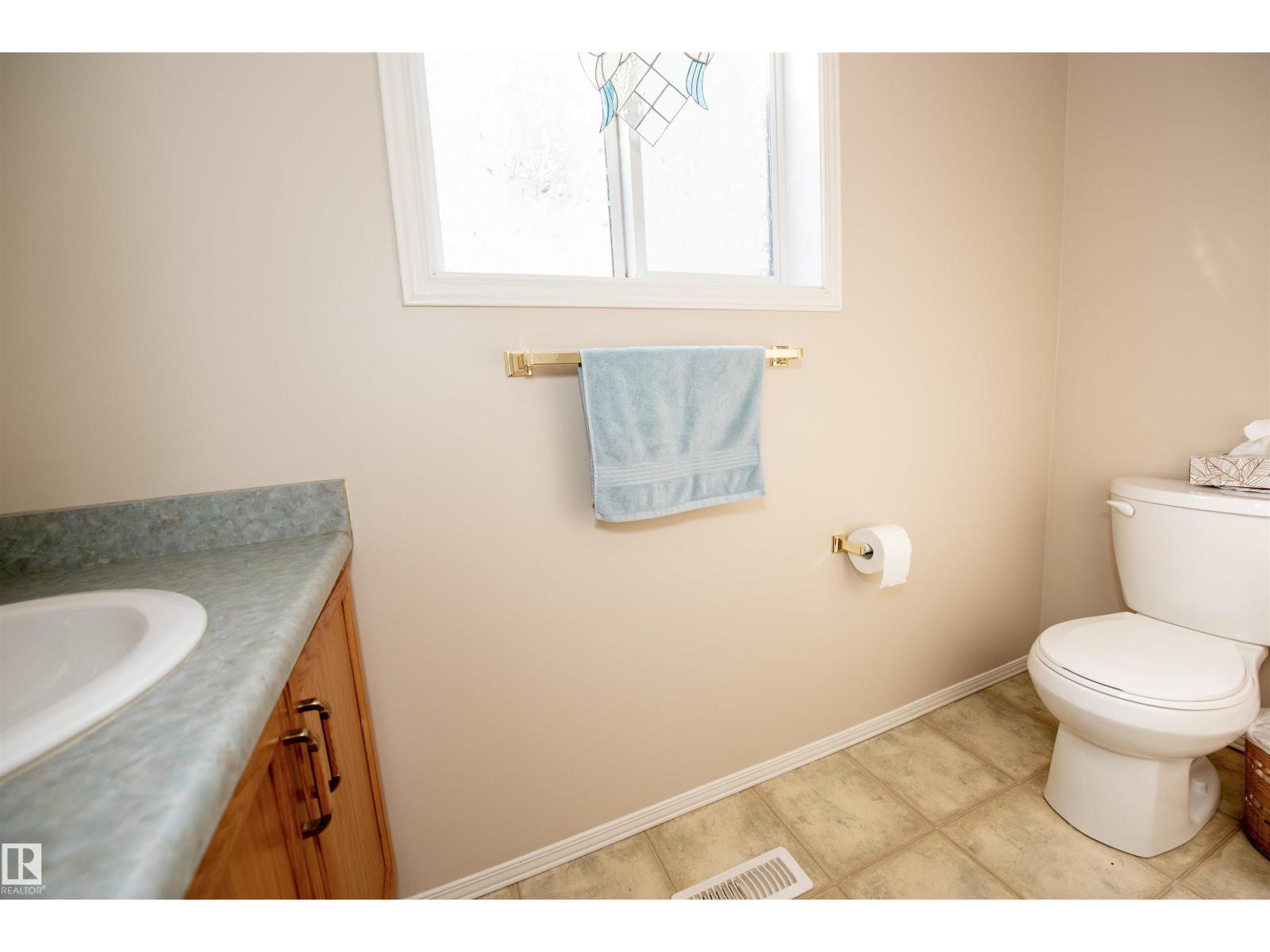 33 Eastcott Dr, St. Albert, Alberta  T8N 7B1 - Photo 24 - E4457259
