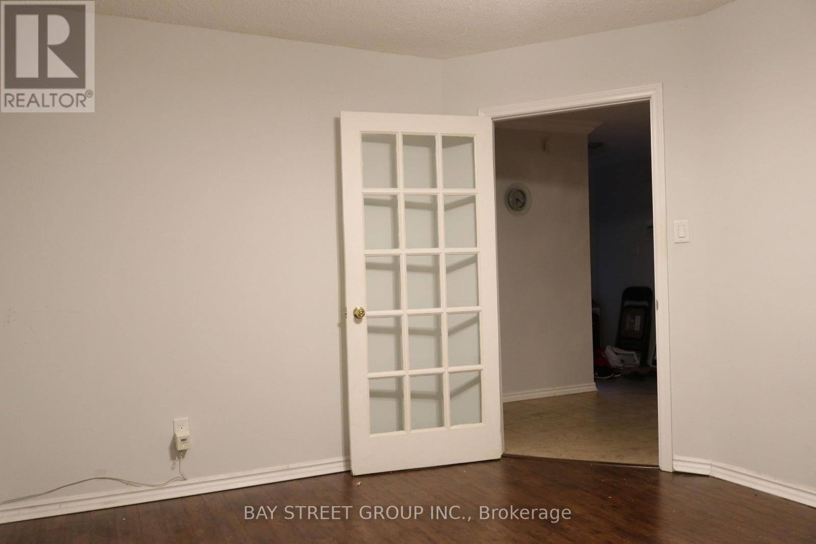 5571 River Grove Avenue, Mississauga, Ontario  L5M 3T8 - Photo 14 - W12459393