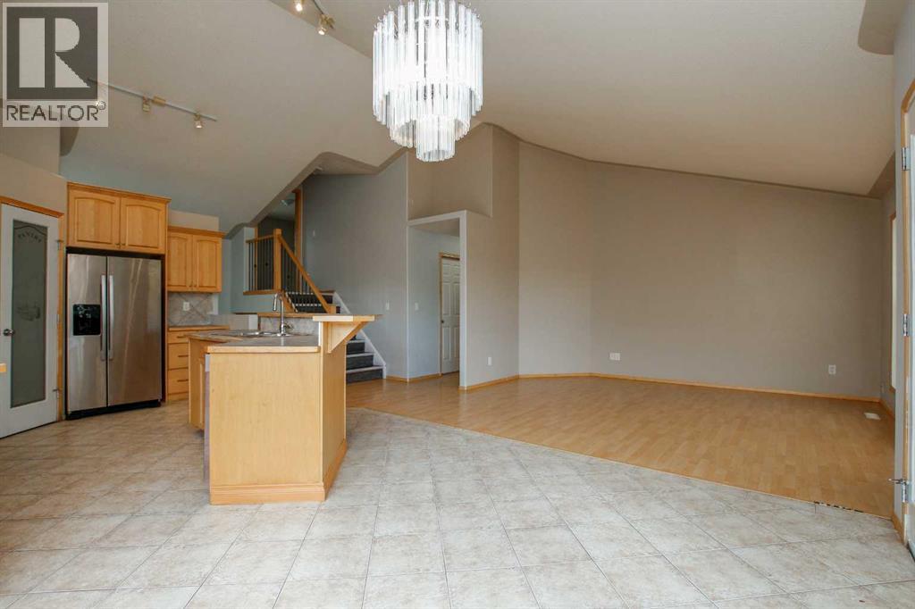 43 Lindman Close, Sylvan Lake, Alberta  T4S 2M5 - Photo 9 - A2250580