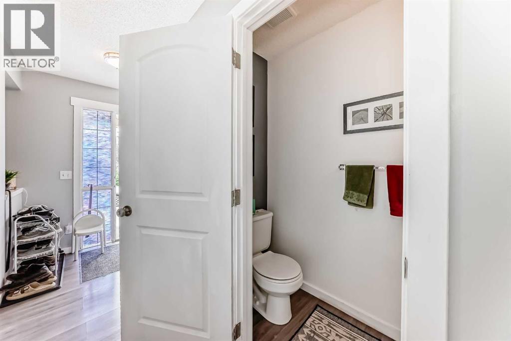 158 Bridleridge Circle Sw, Calgary, Alberta  T2J 6A5 - Photo 15 - A2254760