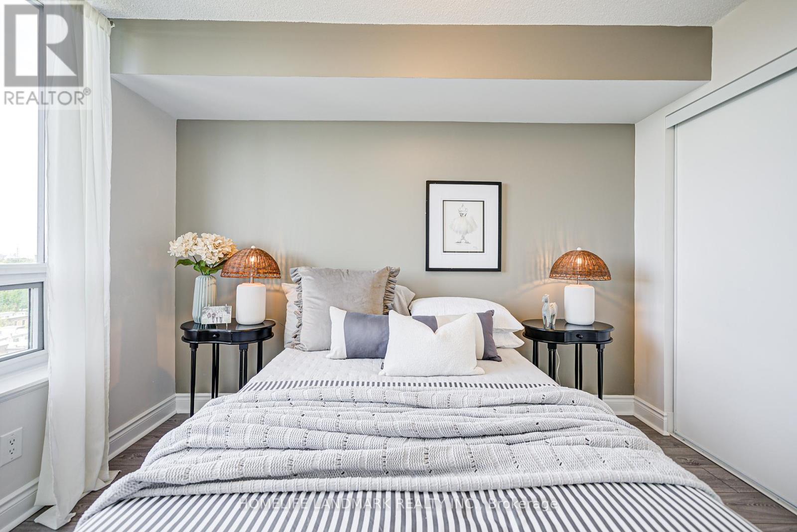 1011 - 15 Greenview Avenue, Toronto, Ontario  M2M 4M7 - Photo 24 - C12459402