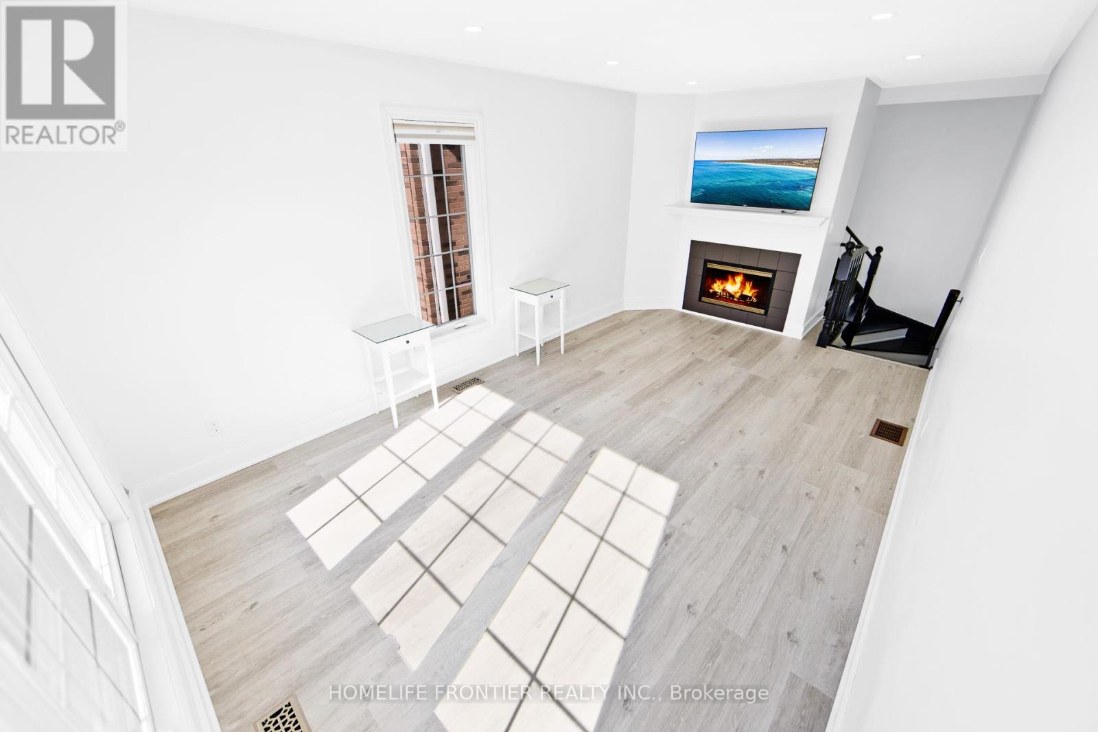 9 Lancewood Crescent, Brampton, Ontario  L6S 5Y6 - Photo 10 - W12449903