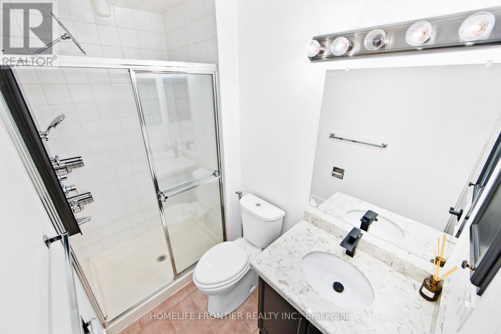 9 Lancewood Crescent, Brampton, Ontario  L6S 5Y6 - Photo 15 - W12449903