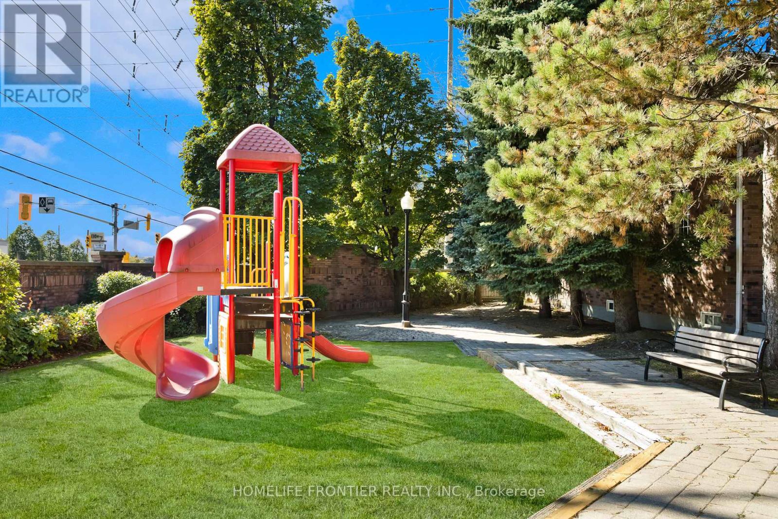 9 Lancewood Crescent, Brampton, Ontario  L6S 5Y6 - Photo 21 - W12449903