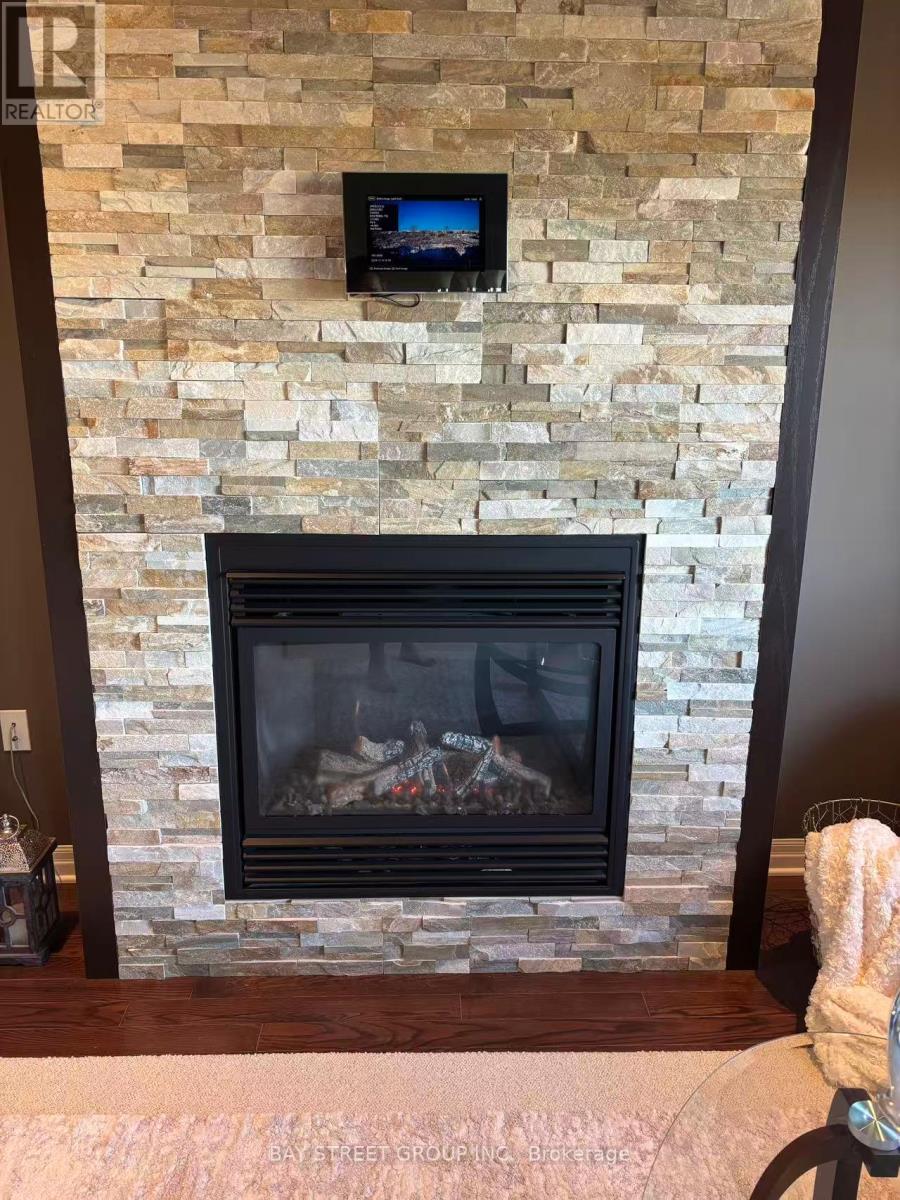 1451 Howlett Circle, London North, Ontario  N5X 0K5 - Photo 12 - X12437030