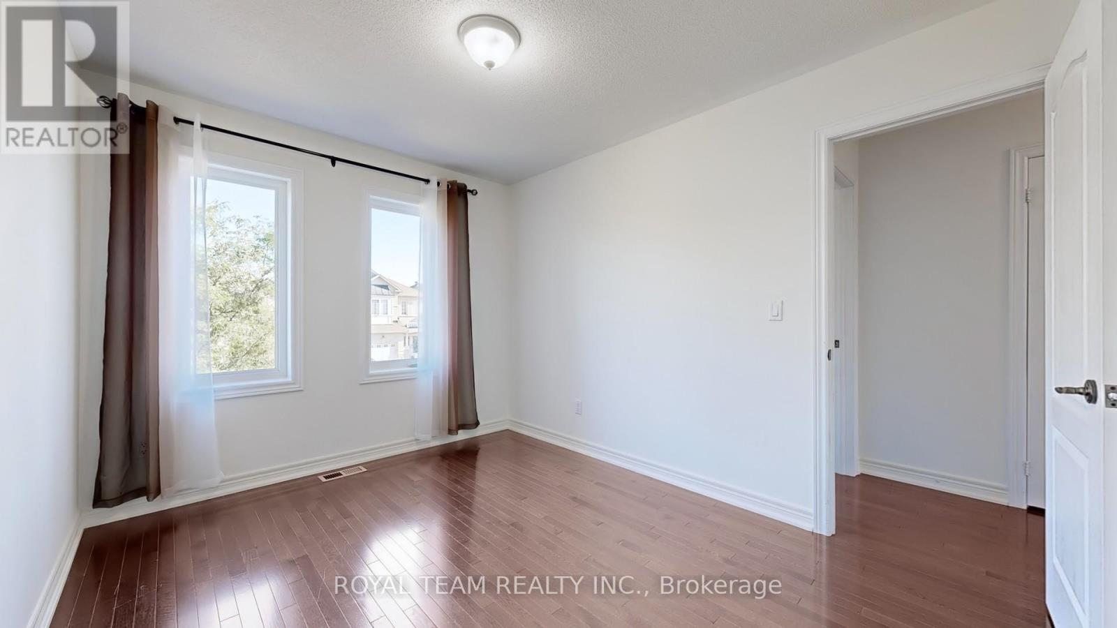 246 Lauderdale Drive, Vaughan, Ontario  L6A 0N4 - Photo 24 - N12459400