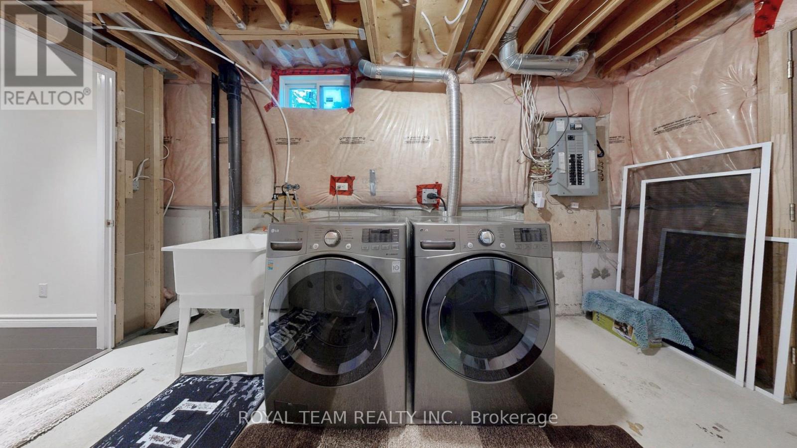 246 Lauderdale Drive, Vaughan, Ontario  L6A 0N4 - Photo 31 - N12459400