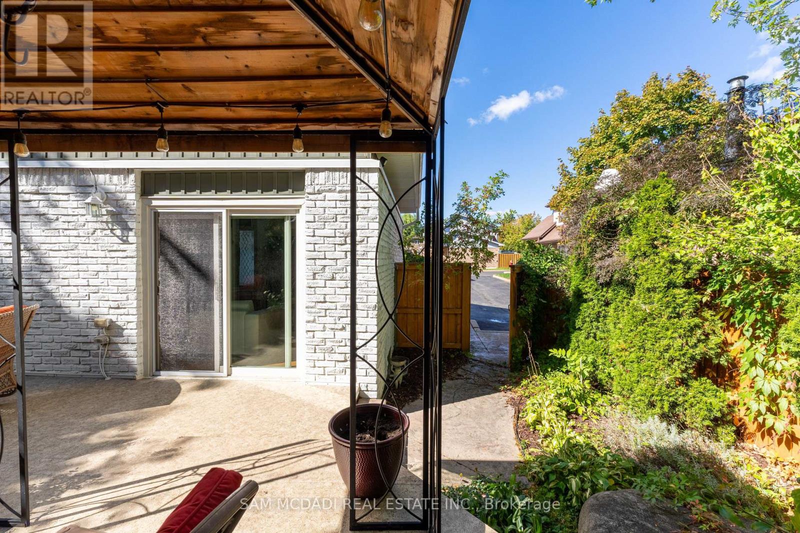 7 Pierpont Place, Mississauga, Ontario  L5N 5V1 - Photo 30 - W12459395