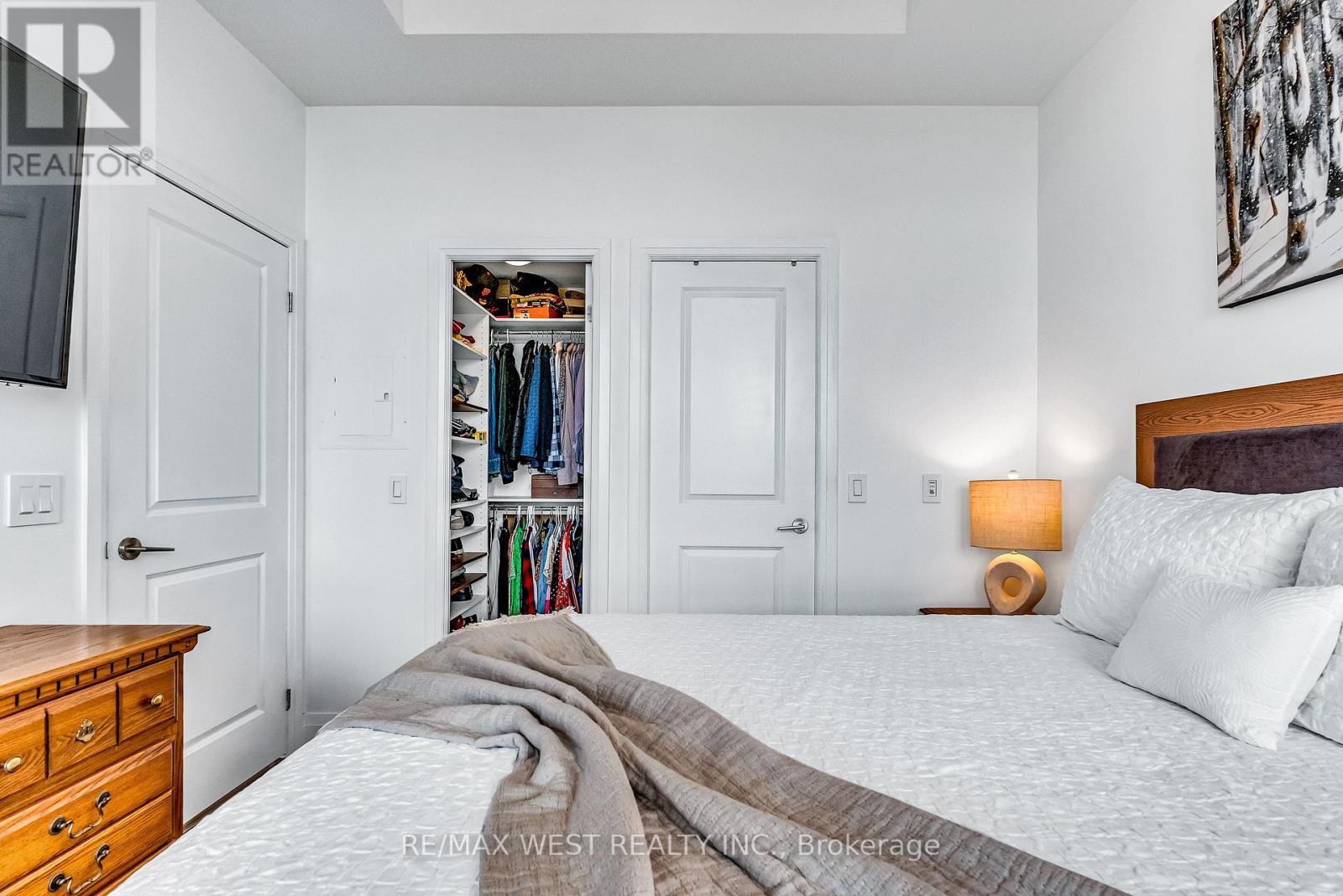 2308 - 15 Zorra Street, Toronto, Ontario  M8Z 0C1 - Photo 18 - W12459397