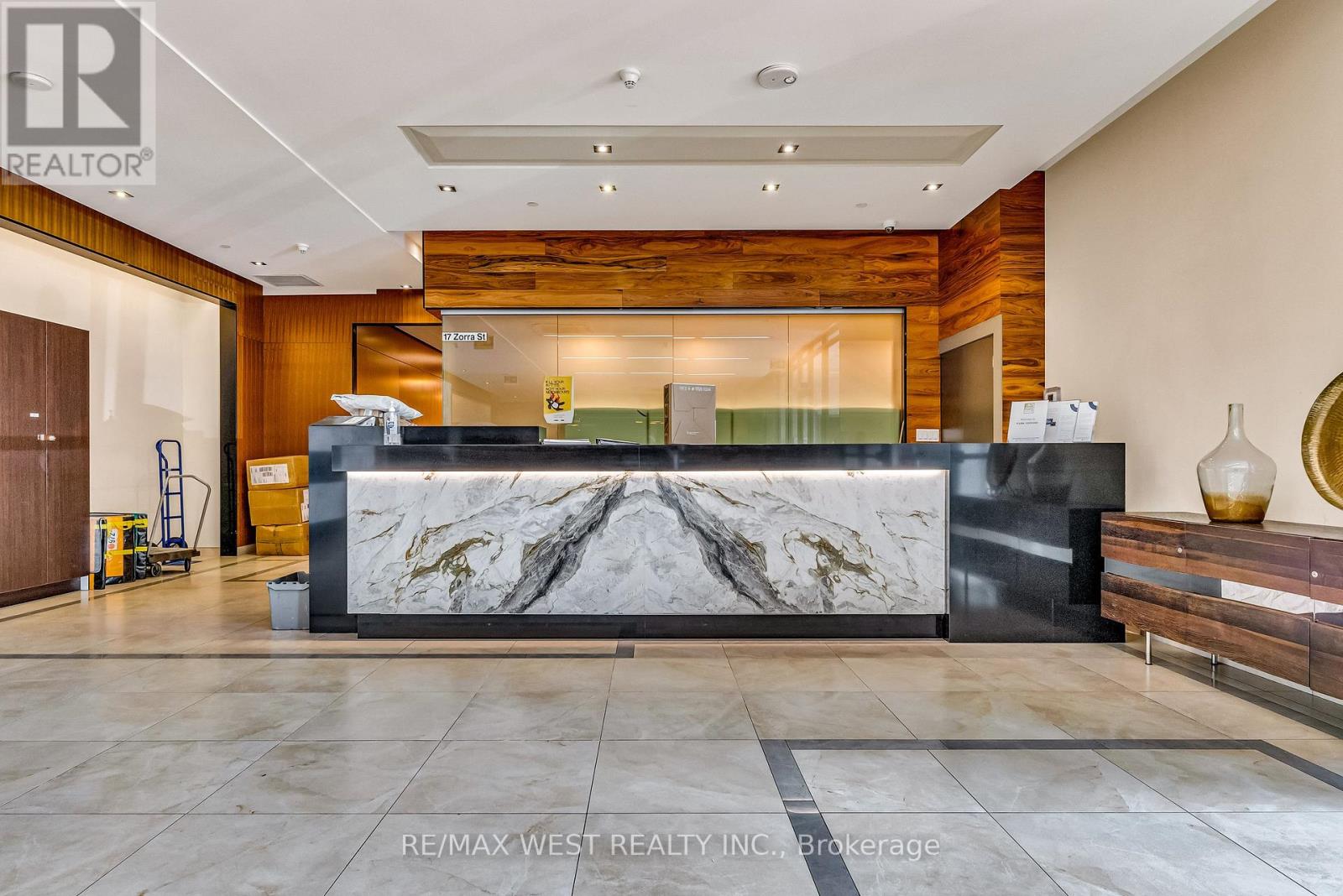 2308 - 15 Zorra Street, Toronto, Ontario  M8Z 0C1 - Photo 3 - W12459397