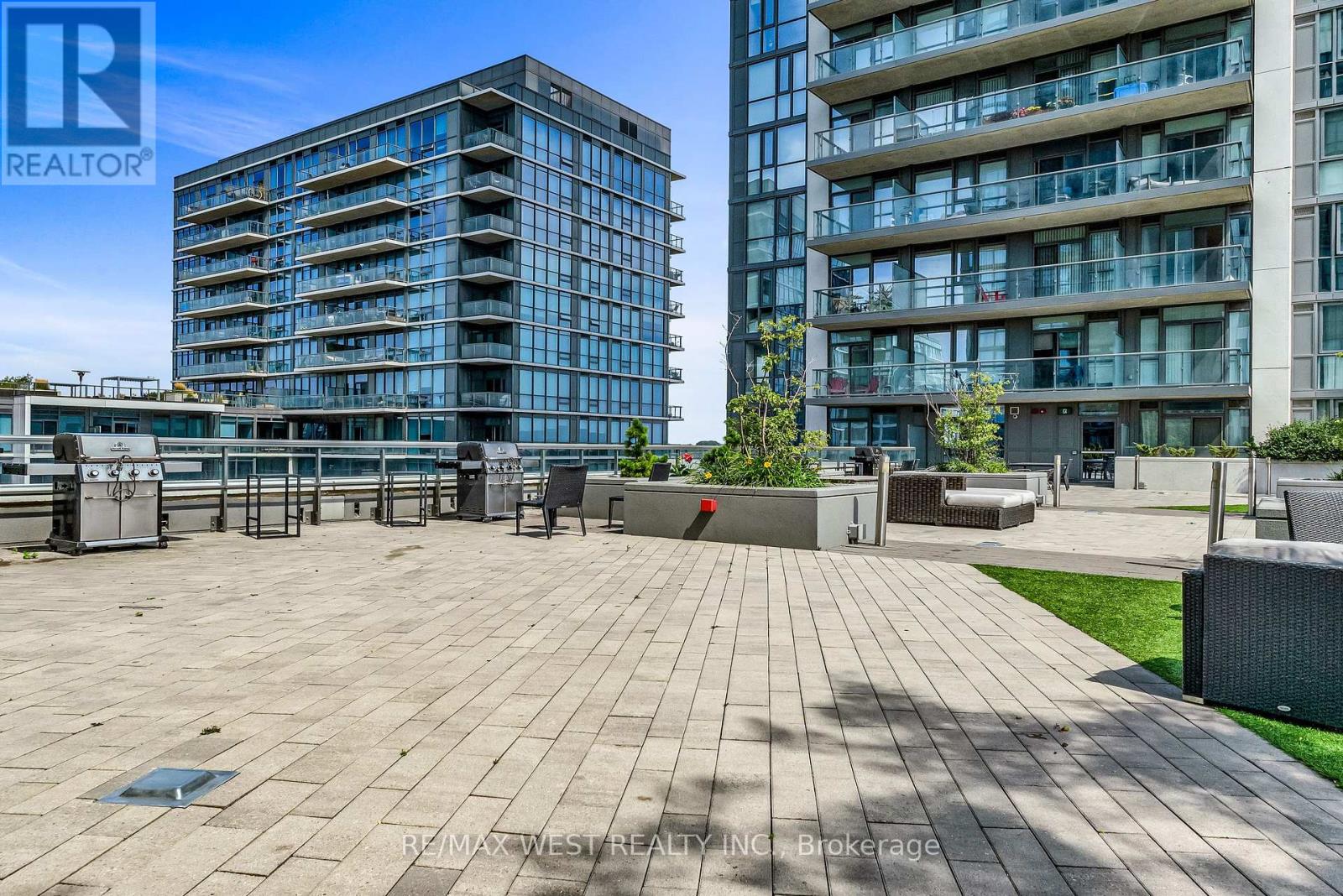 2308 - 15 Zorra Street, Toronto, Ontario  M8Z 0C1 - Photo 39 - W12459397
