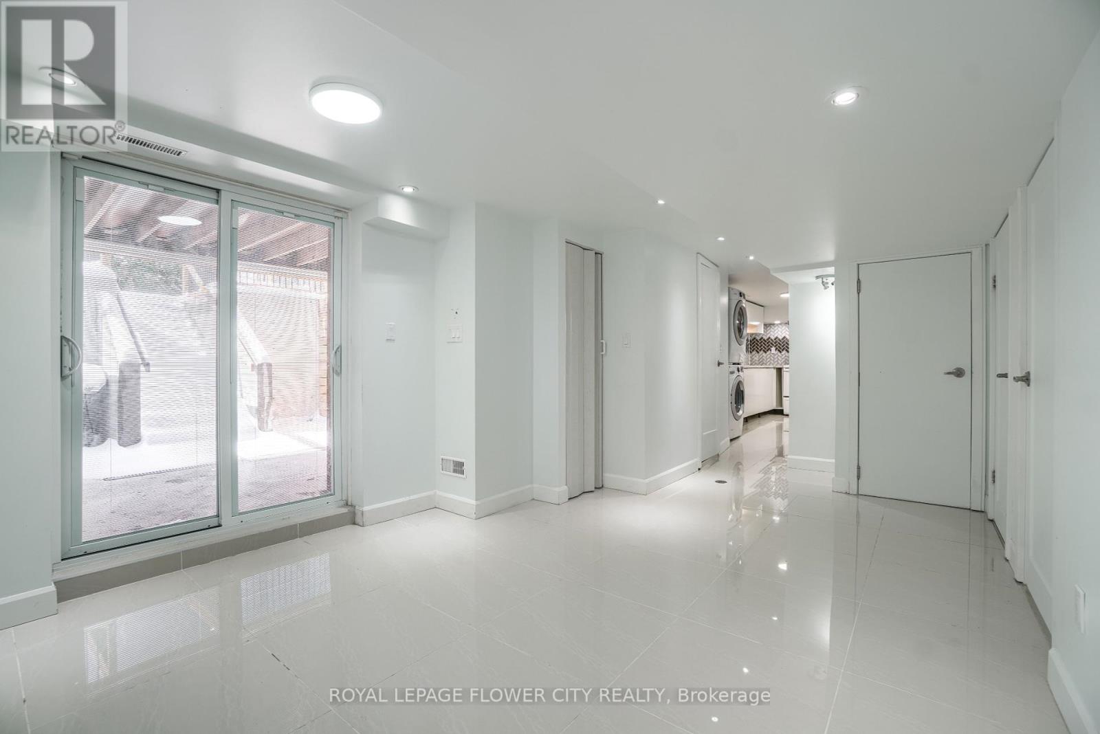 Basment - 12 Gondola Crescent, Brampton, Ontario  L6S 1W6 - Photo 3 - W12459398
