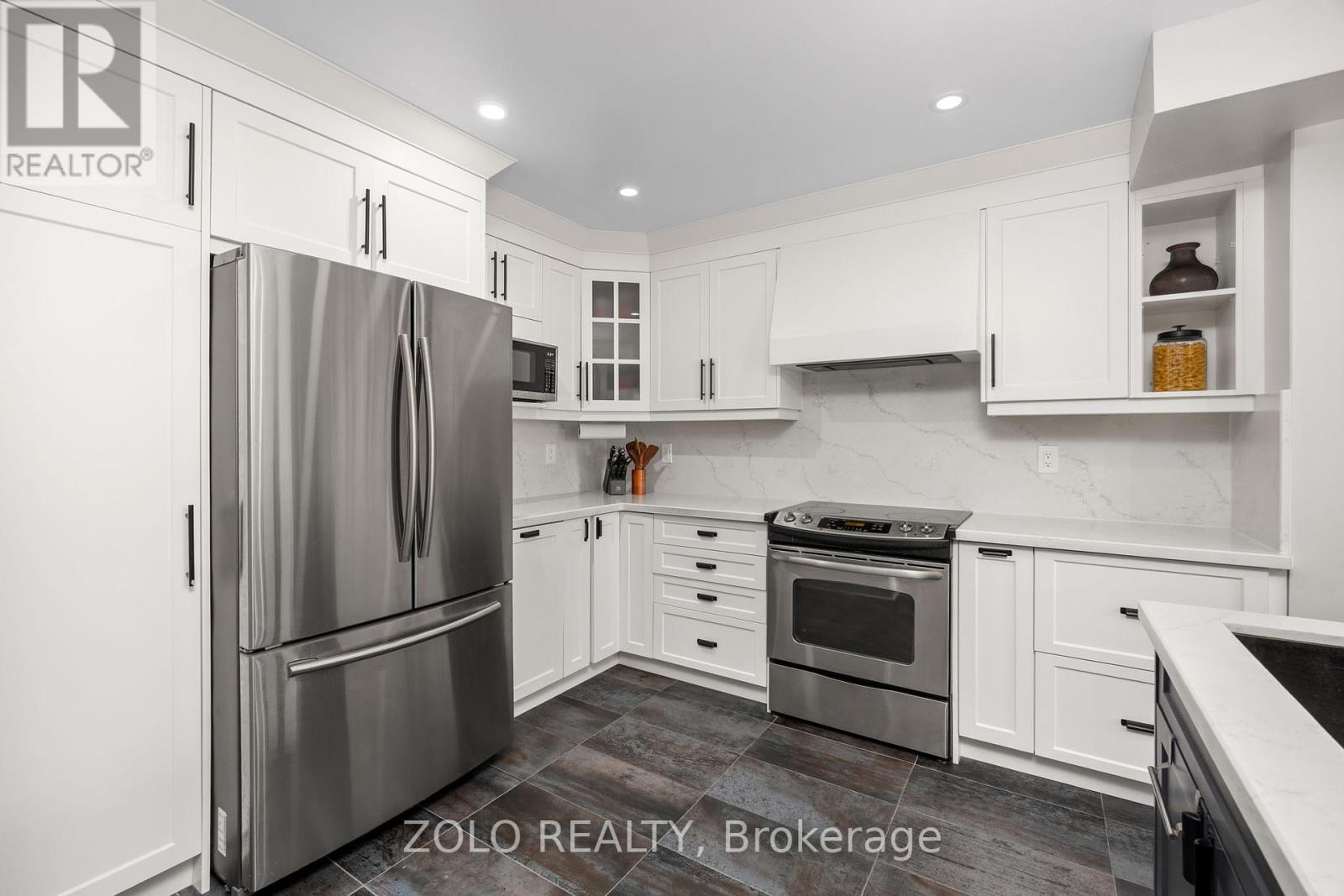 49 Sandyshores Drive, Brampton, Ontario  L6R 2H3 - Photo 19 - W12459406