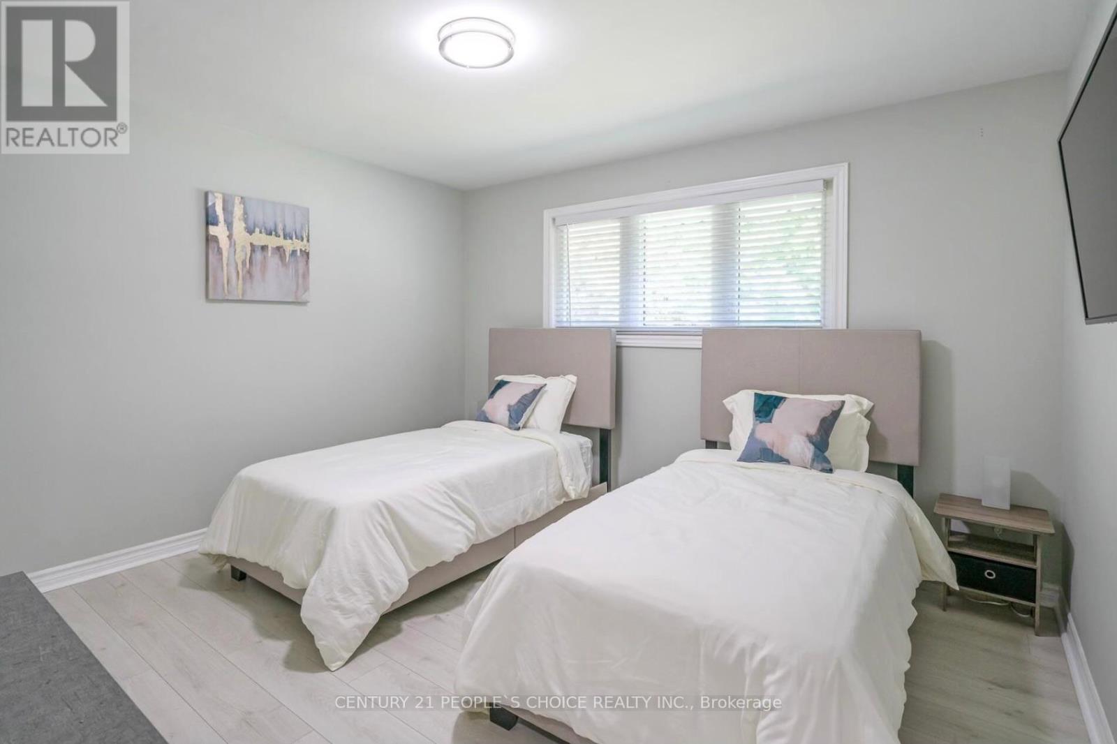 5 Northwood Drive, St. Catharines, Ontario  L2M 4J4 - Photo 16 - X12459399