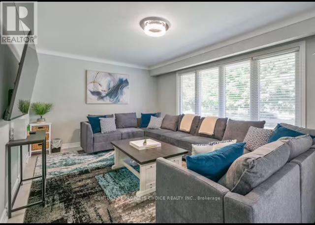 5 Northwood Drive, St. Catharines, Ontario  L2M 4J4 - Photo 7 - X12459399