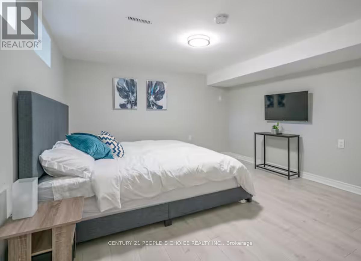 5 Northwood Drive, St. Catharines, Ontario  L2M 4J4 - Photo 8 - X12459399