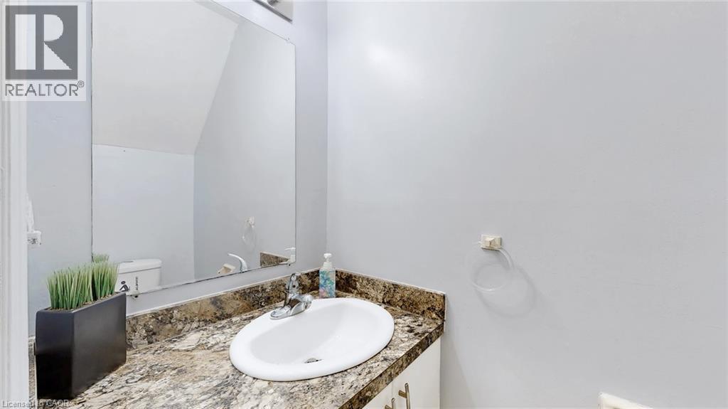 1155 Paramount Drive Unit# 43, Stoney Creek, Ontario  L8J 2N2 - Photo 31 - 40778513