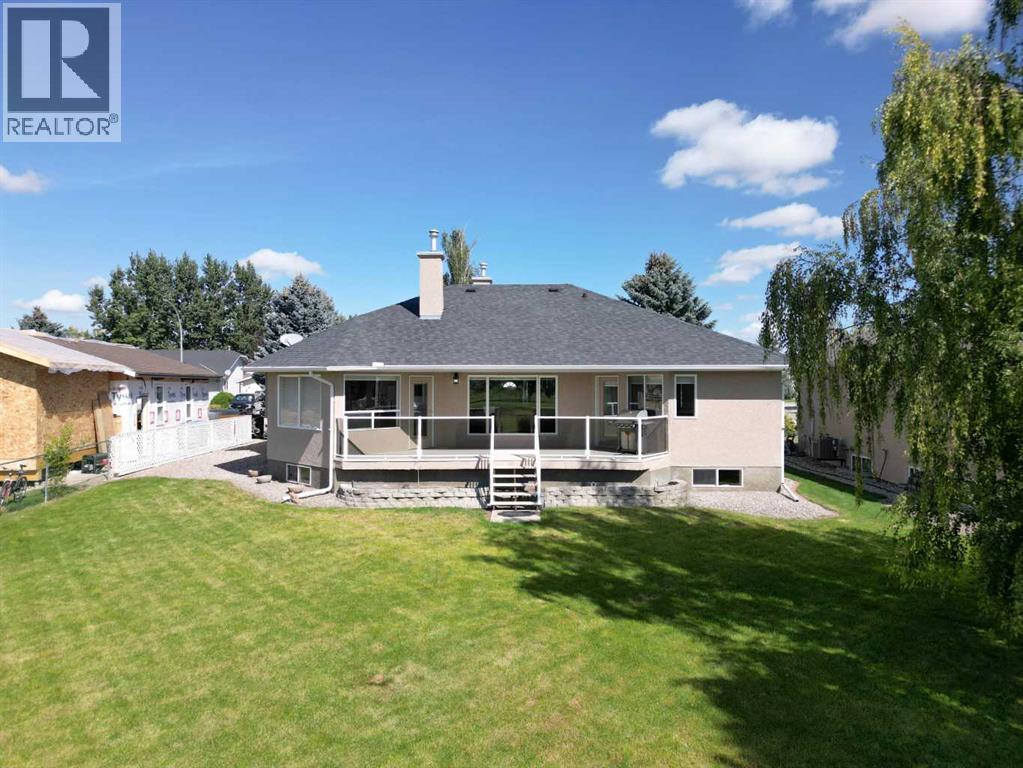 41 Westlyn Drive, Claresholm, Alberta  T0L 0T0 - Photo 2 - A2250103