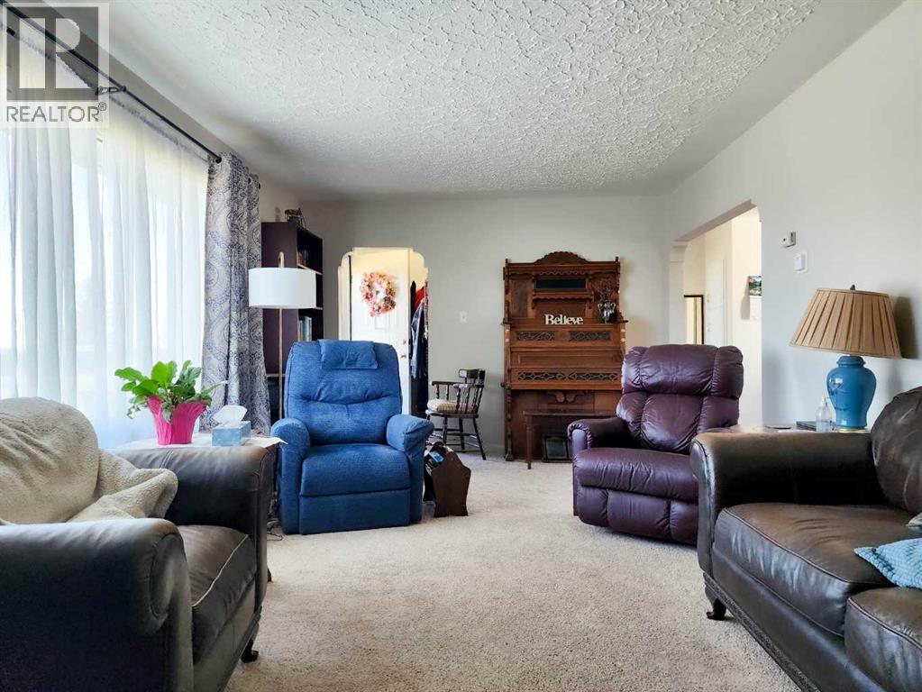 506 5 Avenue N, Champion, Alberta  T0L 0R0 - Photo 5 - A2250492