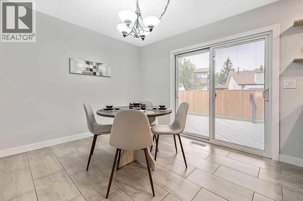 31 Castlebrook Road Ne, Calgary, Alberta  T3J 1R3 - Photo 11 - A2254317