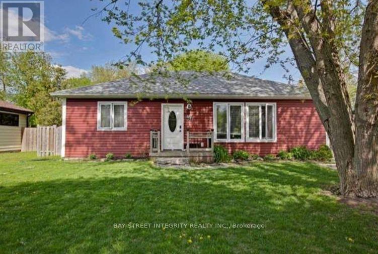 57 HOWARD ROAD, Newmarket, Ontario