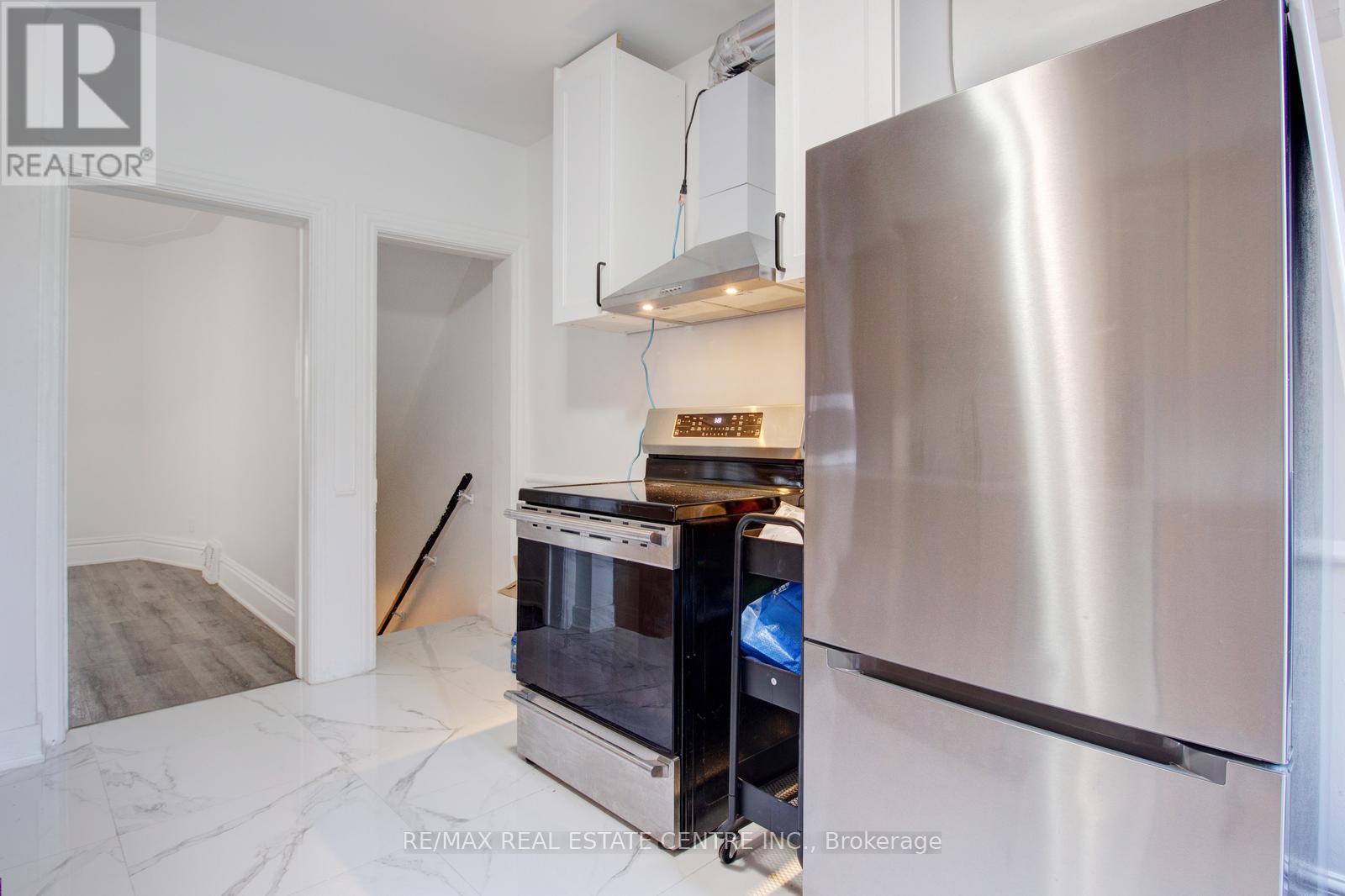 49 Wentworth #main Street, Hamilton, Ontario  L8L 5V3 - Photo 17 - X12459409