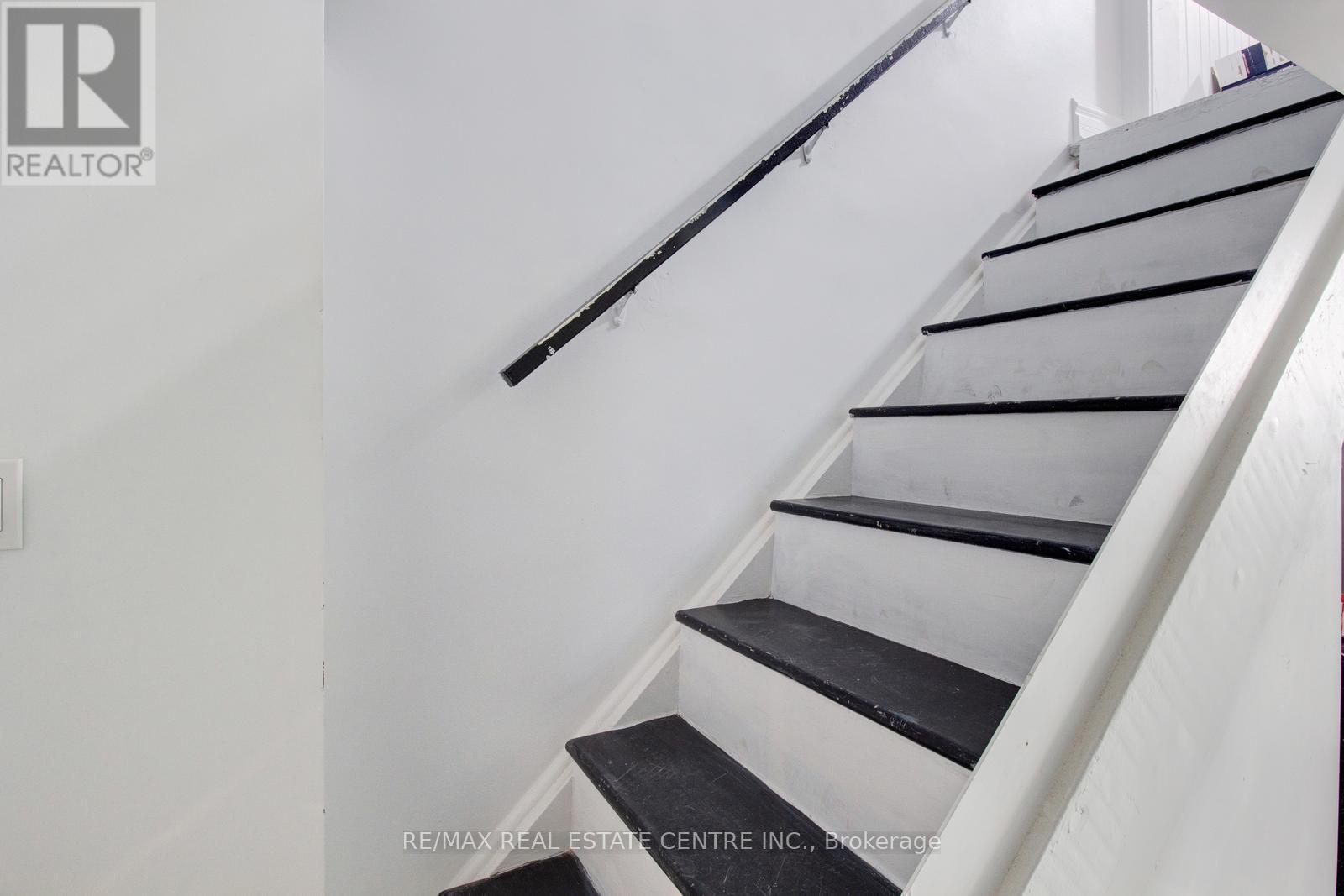 49 Wentworth #main Street, Hamilton, Ontario  L8L 5V3 - Photo 21 - X12459409
