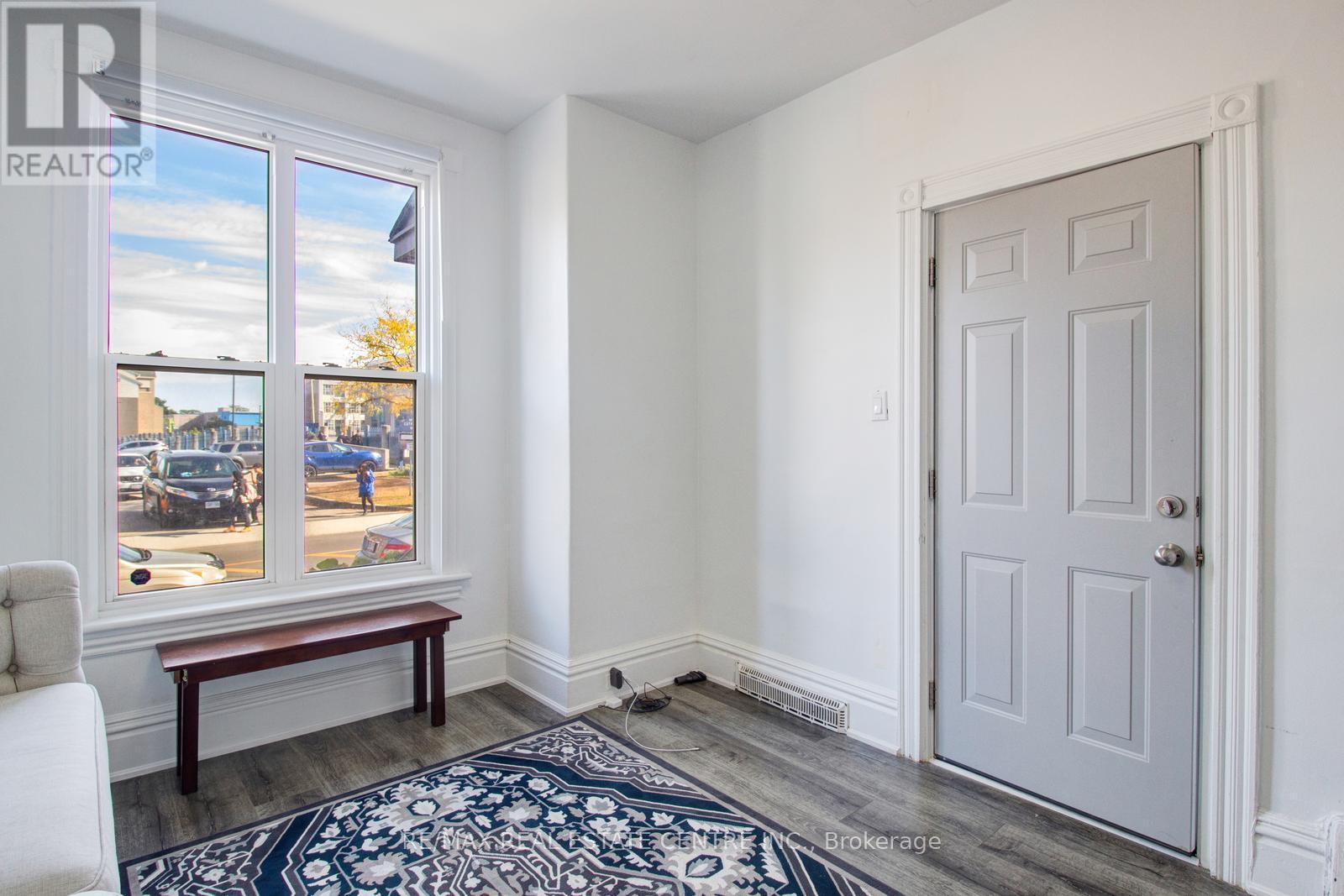 49 Wentworth #main Street, Hamilton, Ontario  L8L 5V3 - Photo 6 - X12459409