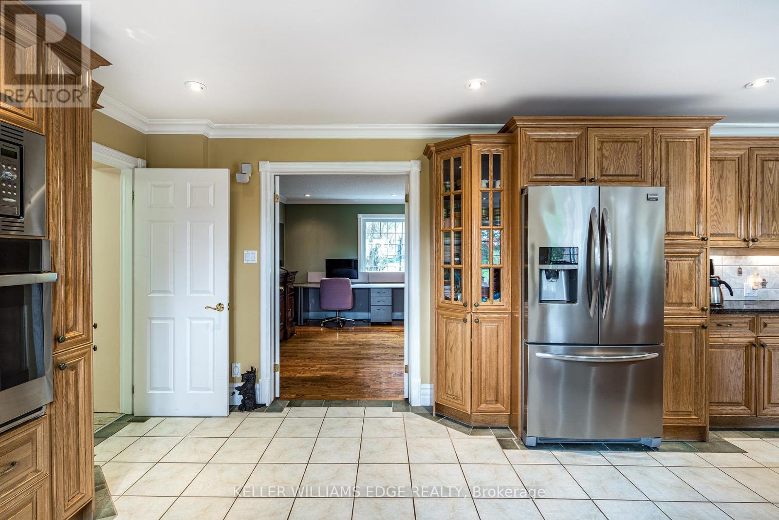 57 Kennedy Road, Caledon, Ontario  L7C 2M7 - Photo 16 - W12092509