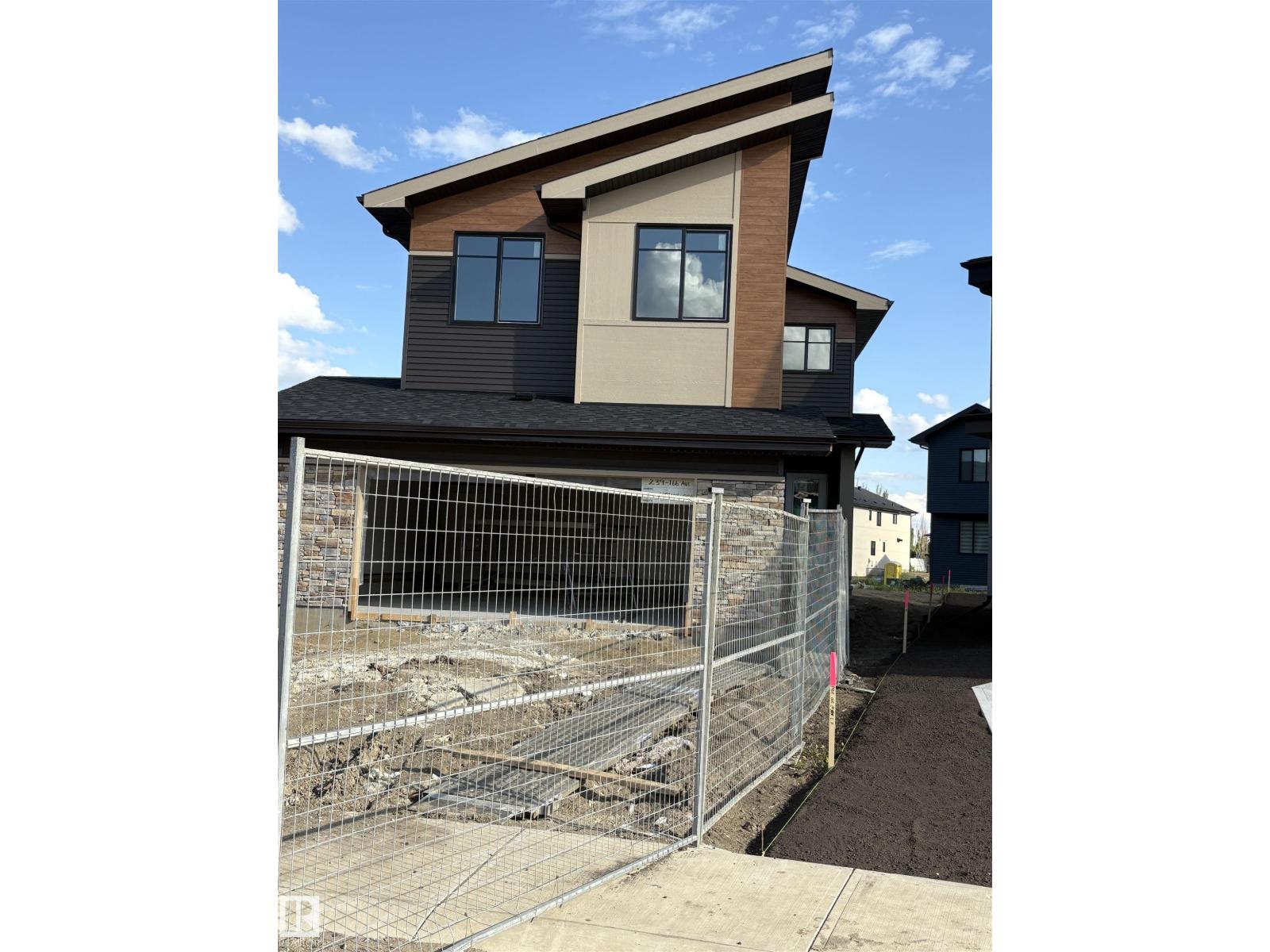 239 166 AV NE, Edmonton, Alberta