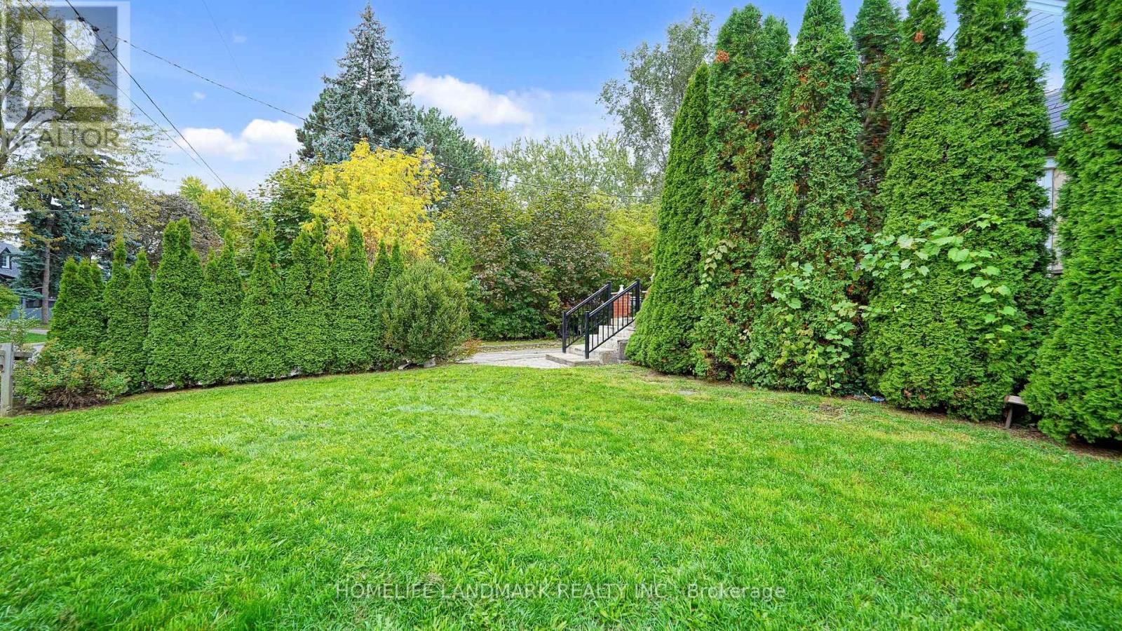 47 Dromore Crescent, Toronto, Ontario  M2R 2H4 - Photo 8 - C12459415