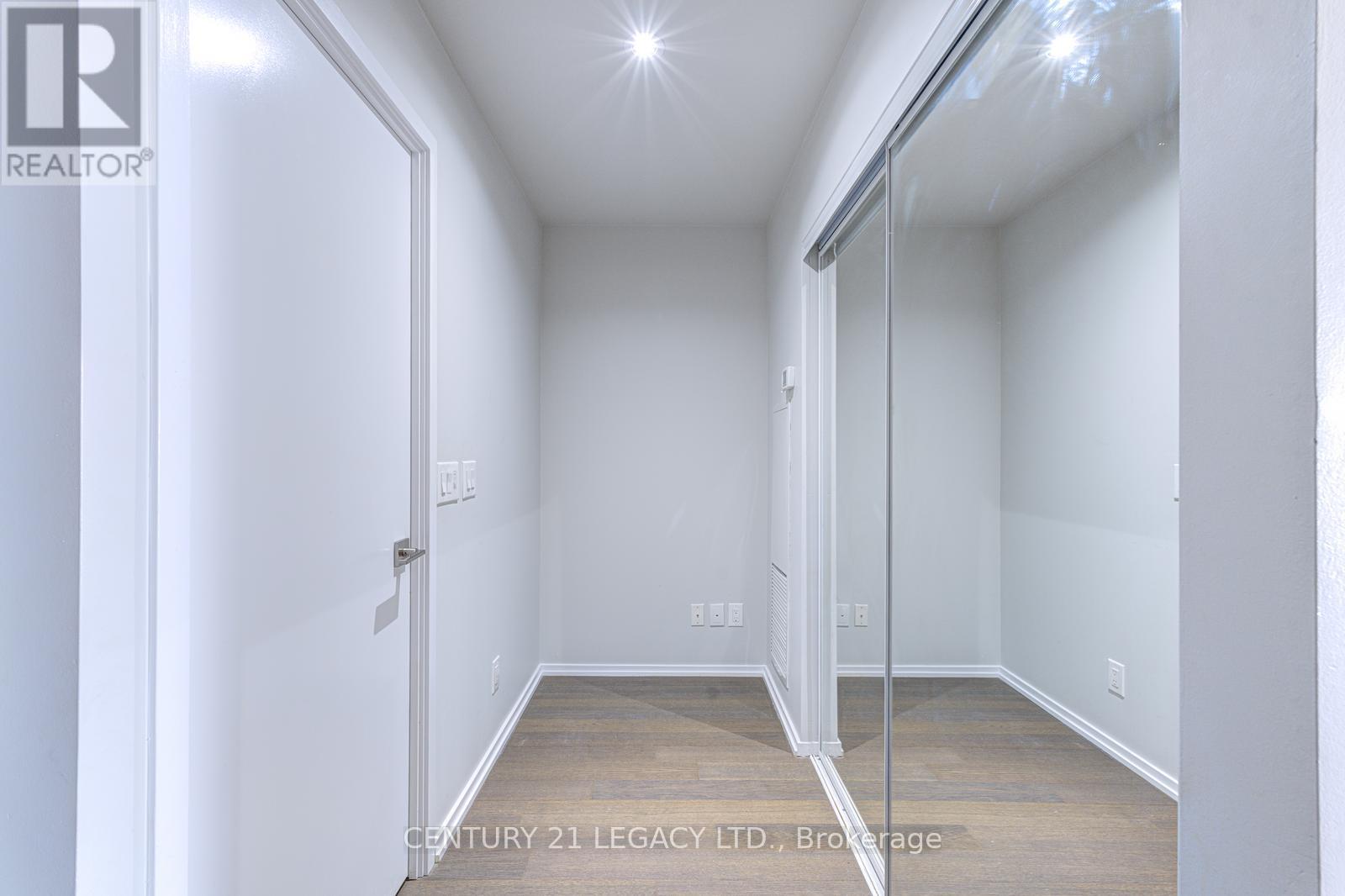 4201 - 70 Temperance Street, Toronto, Ontario  M5H 0B1 - Photo 9 - C12459422