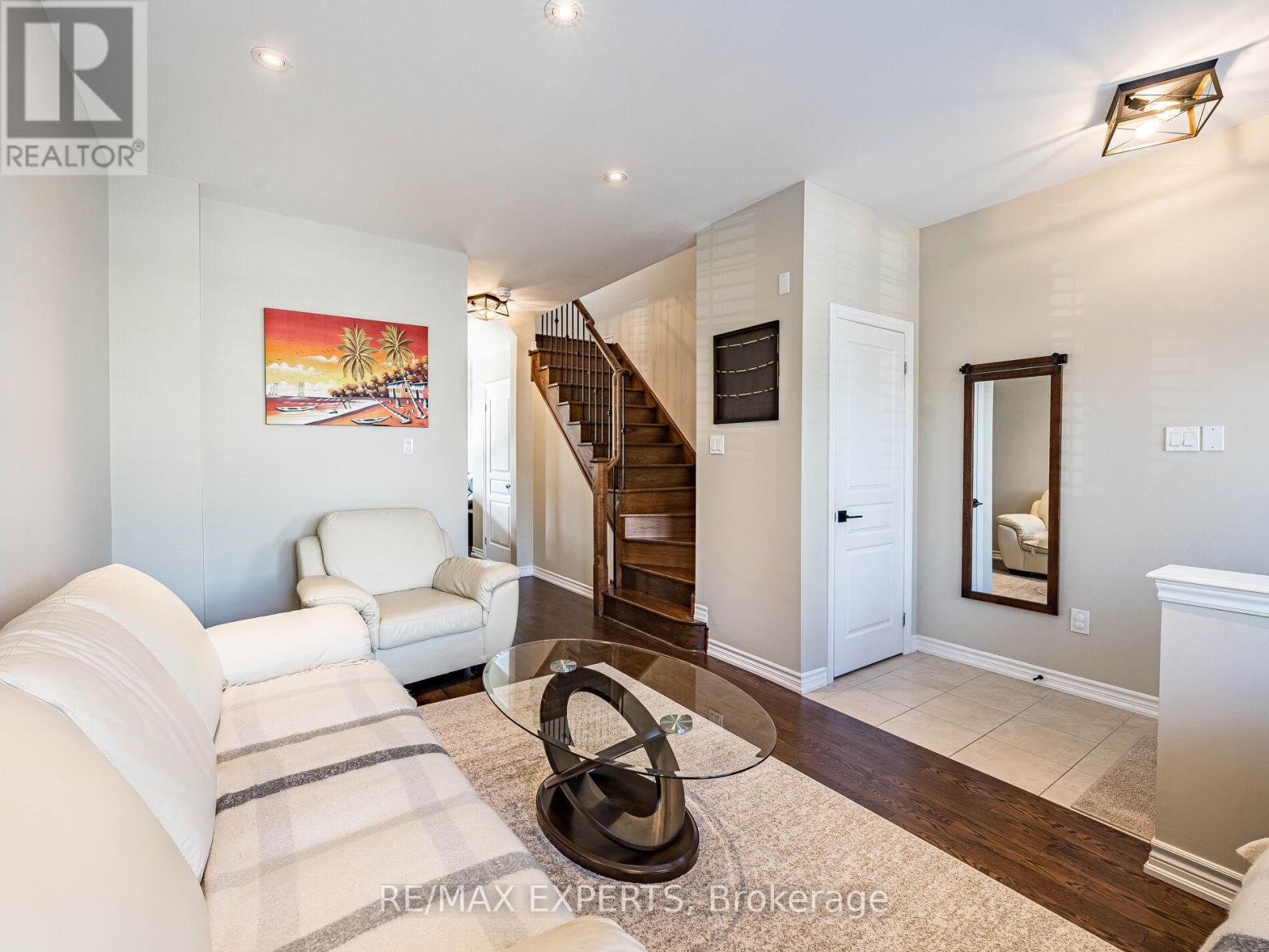 46 Jackson Drive, New Tecumseth, Ontario  L0G 1W0 - Photo 10 - N12459420