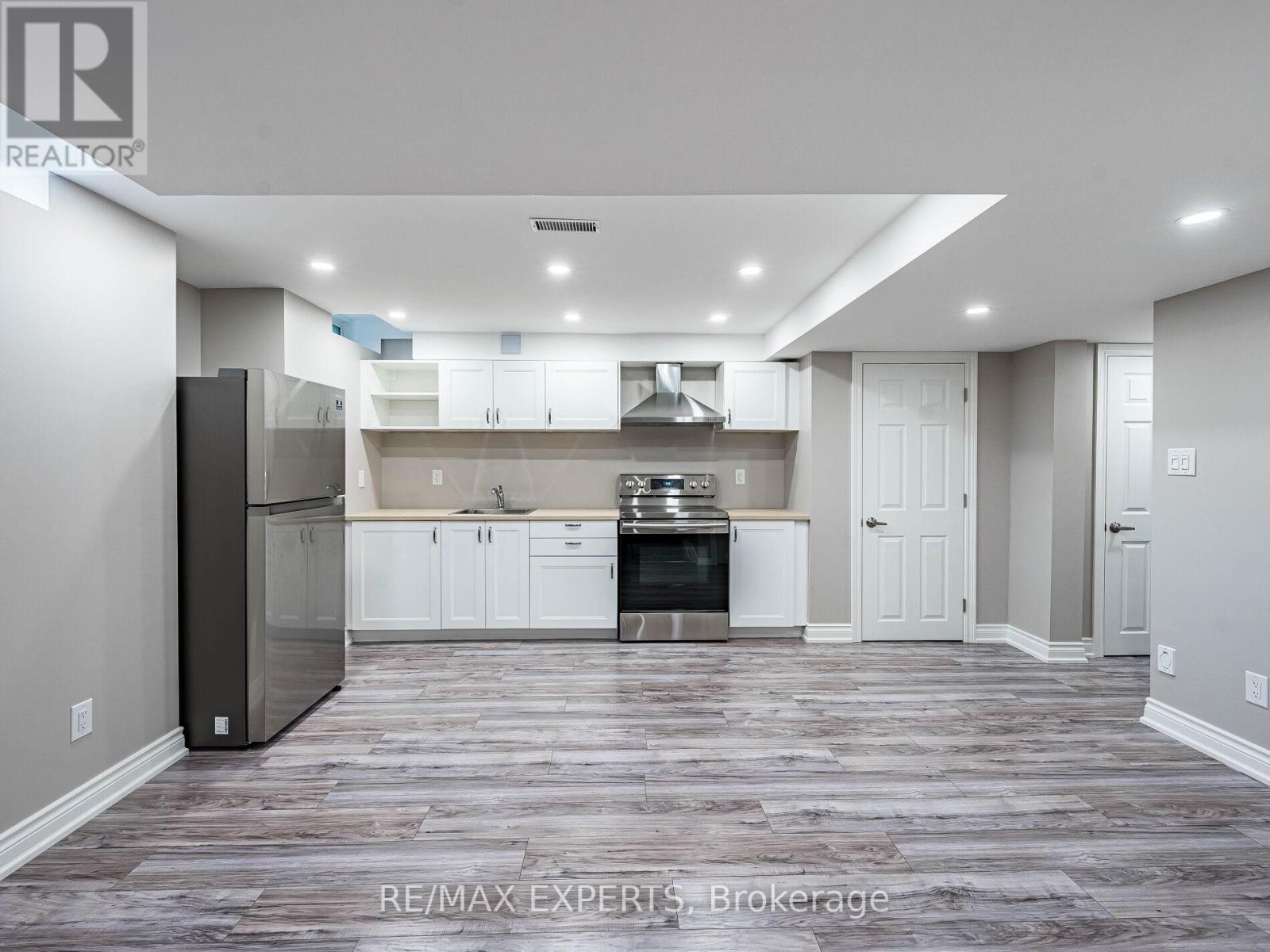 46 Jackson Drive, New Tecumseth, Ontario  L0G 1W0 - Photo 40 - N12459420