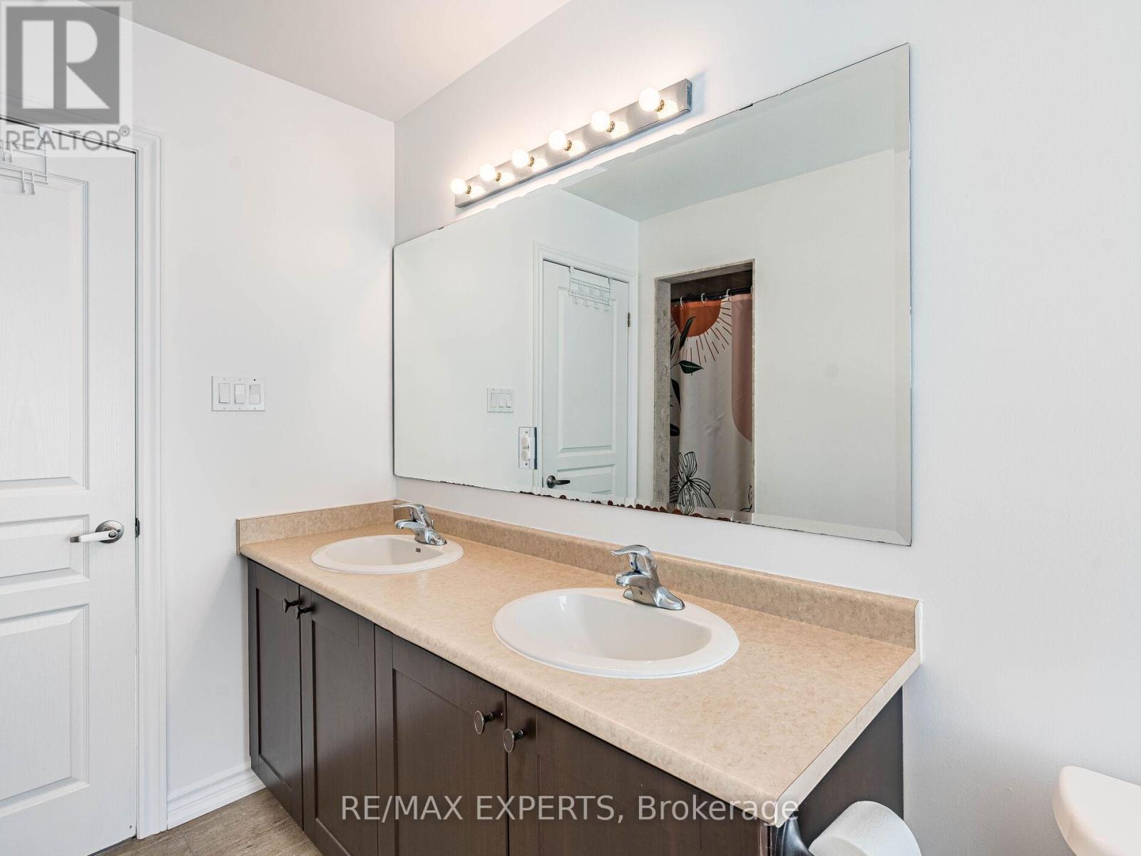 46 Jackson Drive, New Tecumseth, Ontario  L0G 1W0 - Photo 28 - N12459421