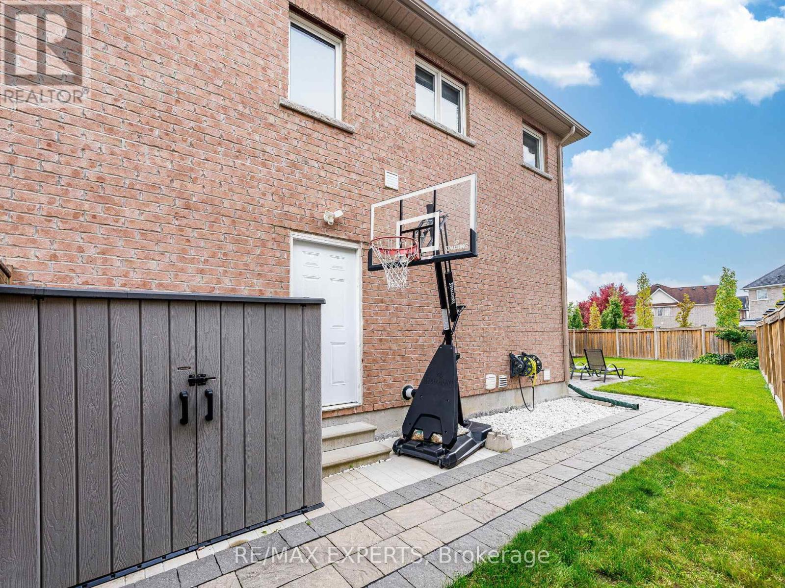 46 Jackson Drive, New Tecumseth, Ontario  L0G 1W0 - Photo 45 - N12459421