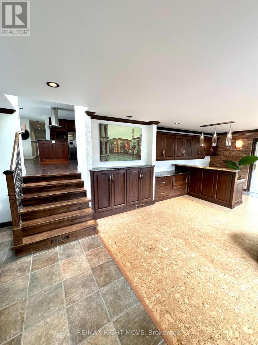 234 Oak Street, Clearview, Ontario  L0M 1S0 - Photo 16 - S12459413