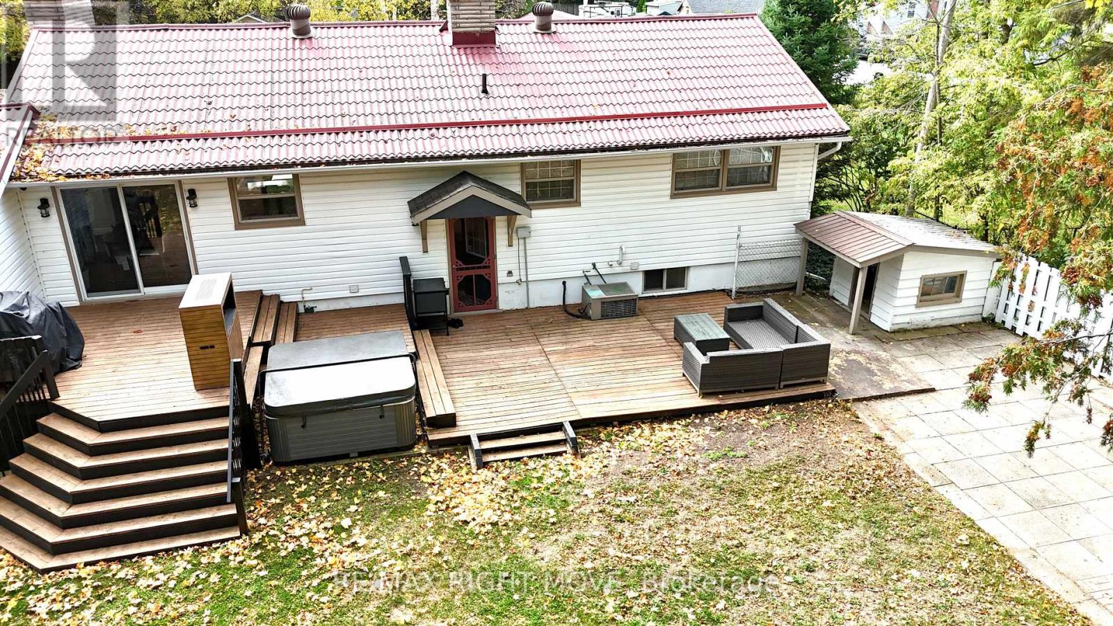 234 Oak Street, Clearview, Ontario  L0M 1S0 - Photo 39 - S12459413