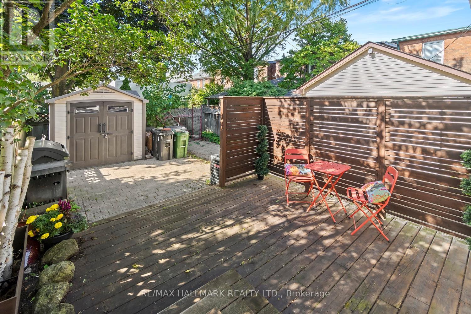 646 Beresford Avenue, Toronto, Ontario  M6S 3C3 - Photo 14 - W12459412