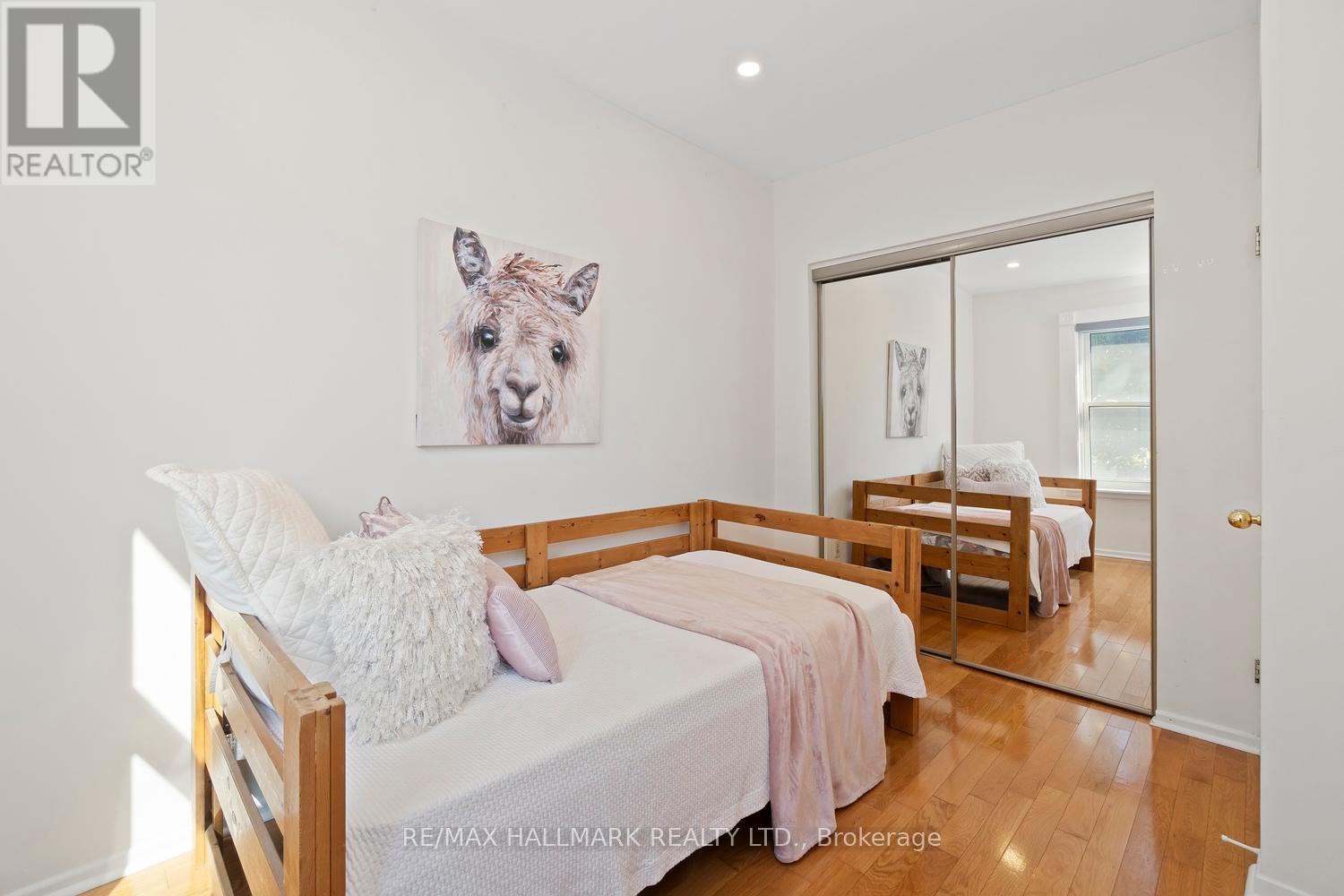 646 Beresford Avenue, Toronto, Ontario  M6S 3C3 - Photo 25 - W12459412