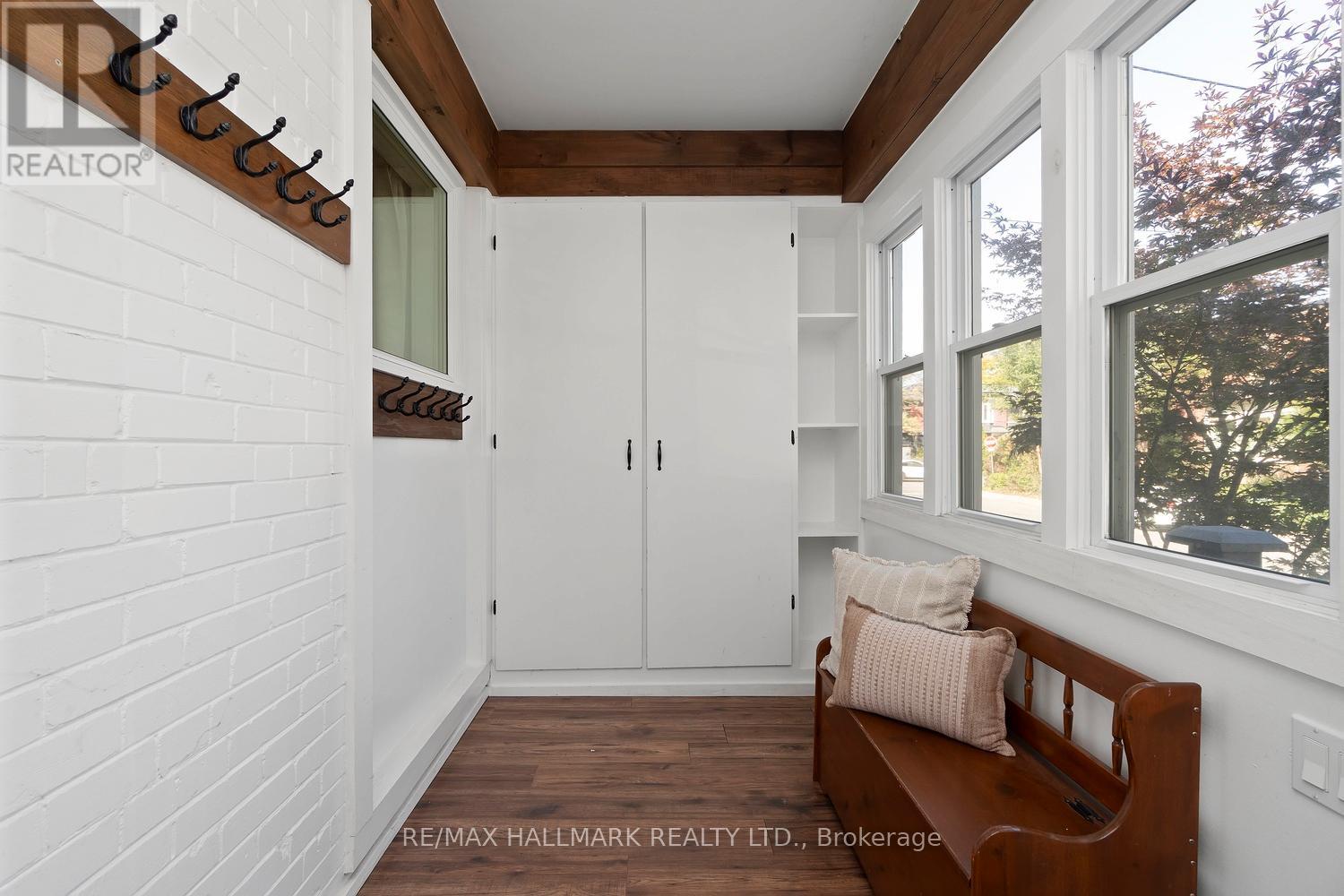 646 Beresford Avenue, Toronto, Ontario  M6S 3C3 - Photo 28 - W12459412
